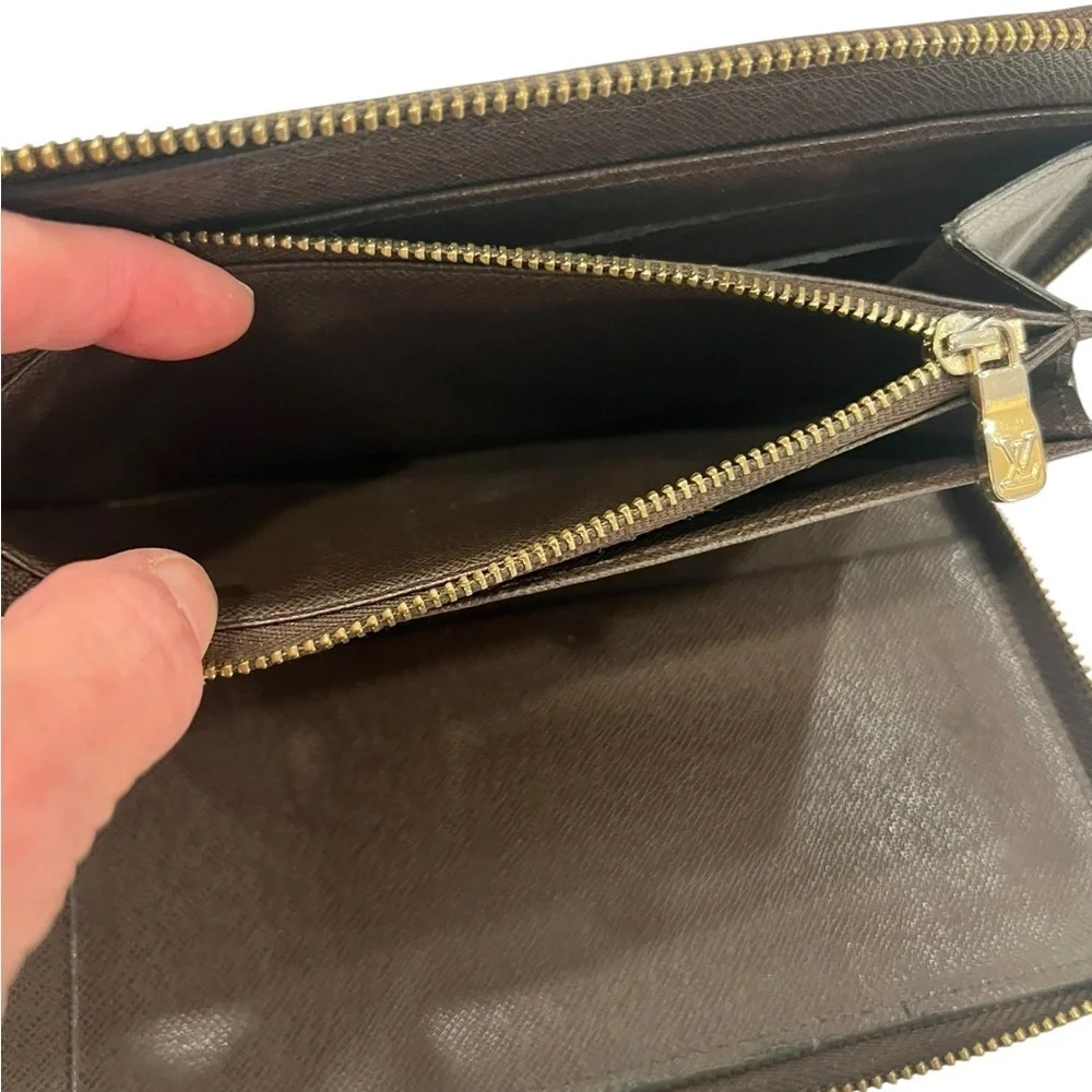 LOUIS VUITTON | Zip Around Organizer | Long Wallet Damier Ebene, Brown | Coated
